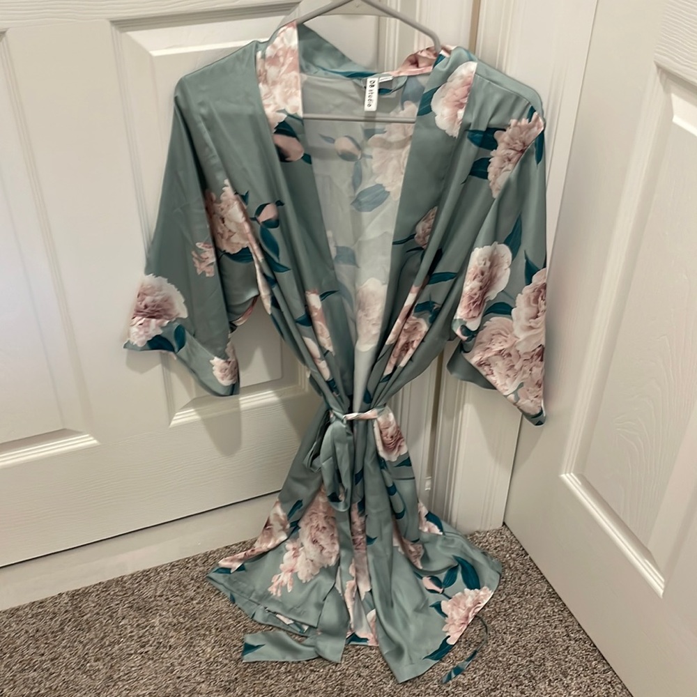 David’s bridal sage bridesmaid robe